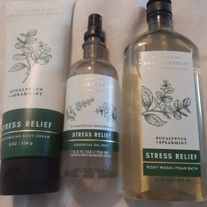 Bath and Body Works Stress Relief Set